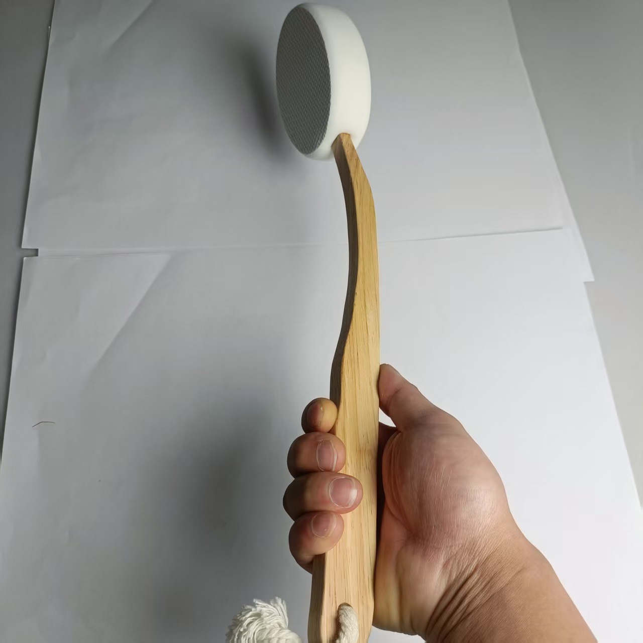 Back Lotion Applicator with 4 Replaceable Pads 12