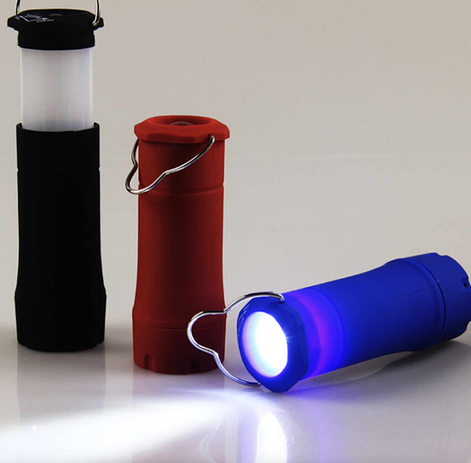 Scalable Suspended LED Lantern Flashlight 2