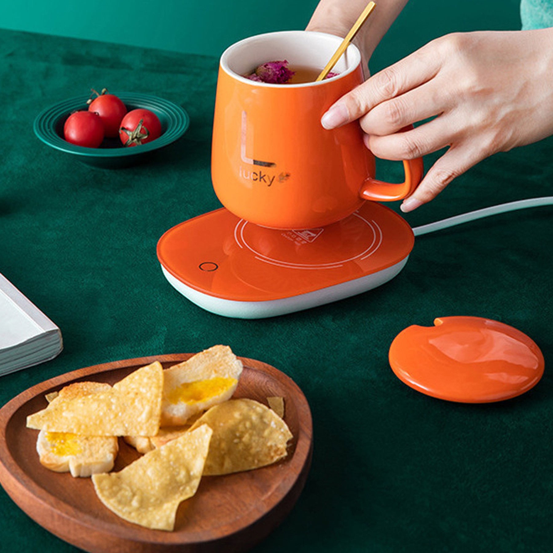 55 Degree Constant Temperature Heating Coaster 3