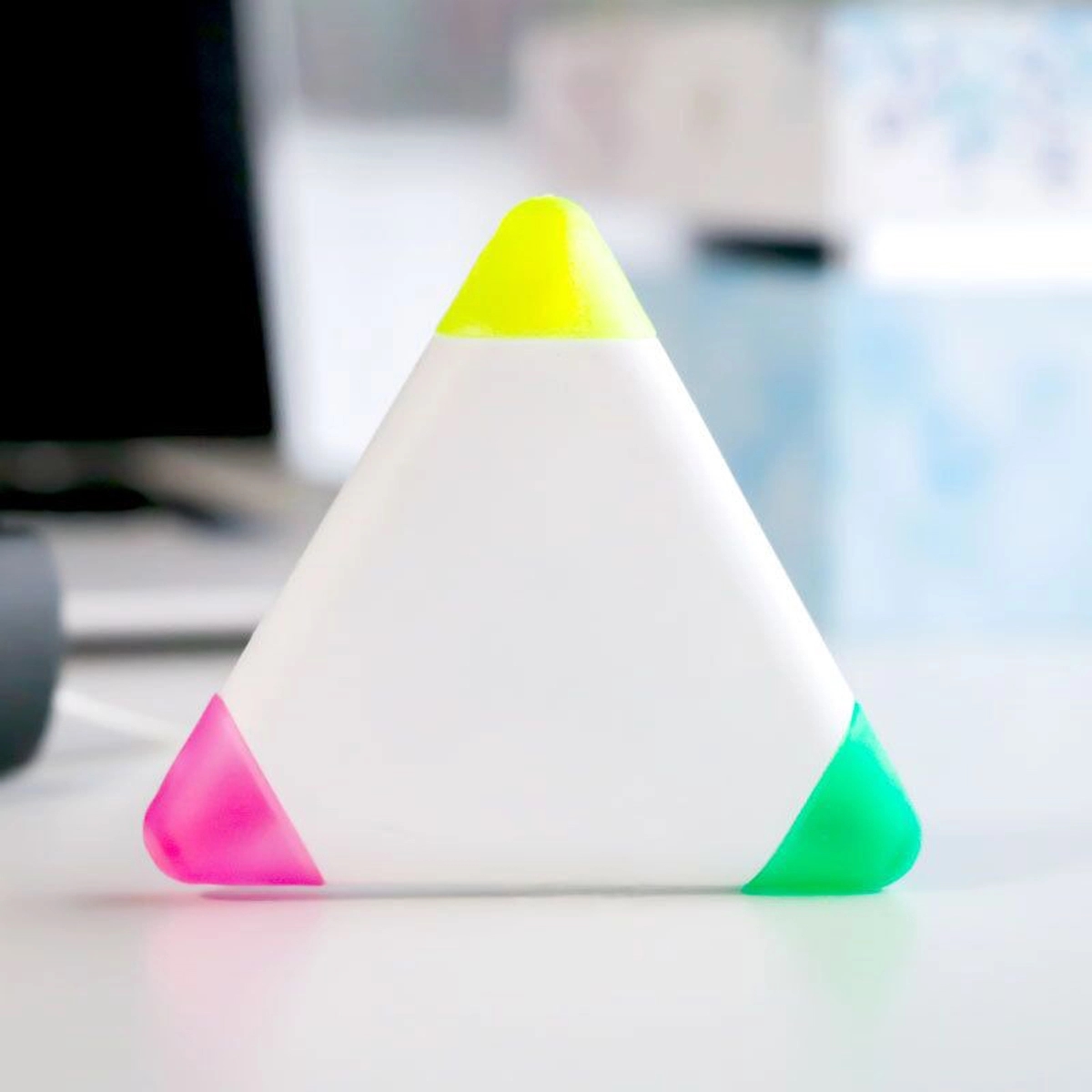 3-In-1 Triangle Highlighters 3