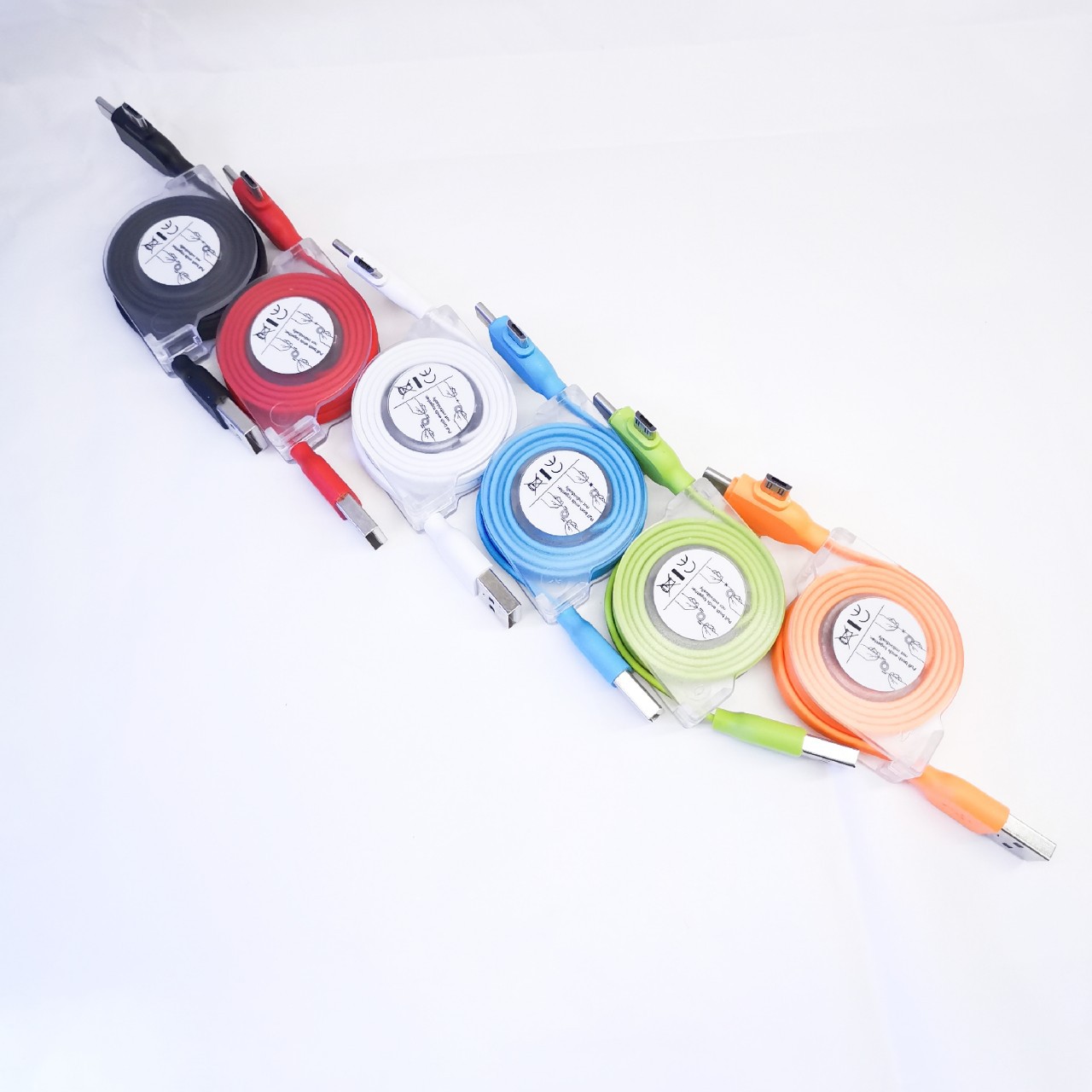 3 in 1 Data Connection Charging Retractable Cable 4