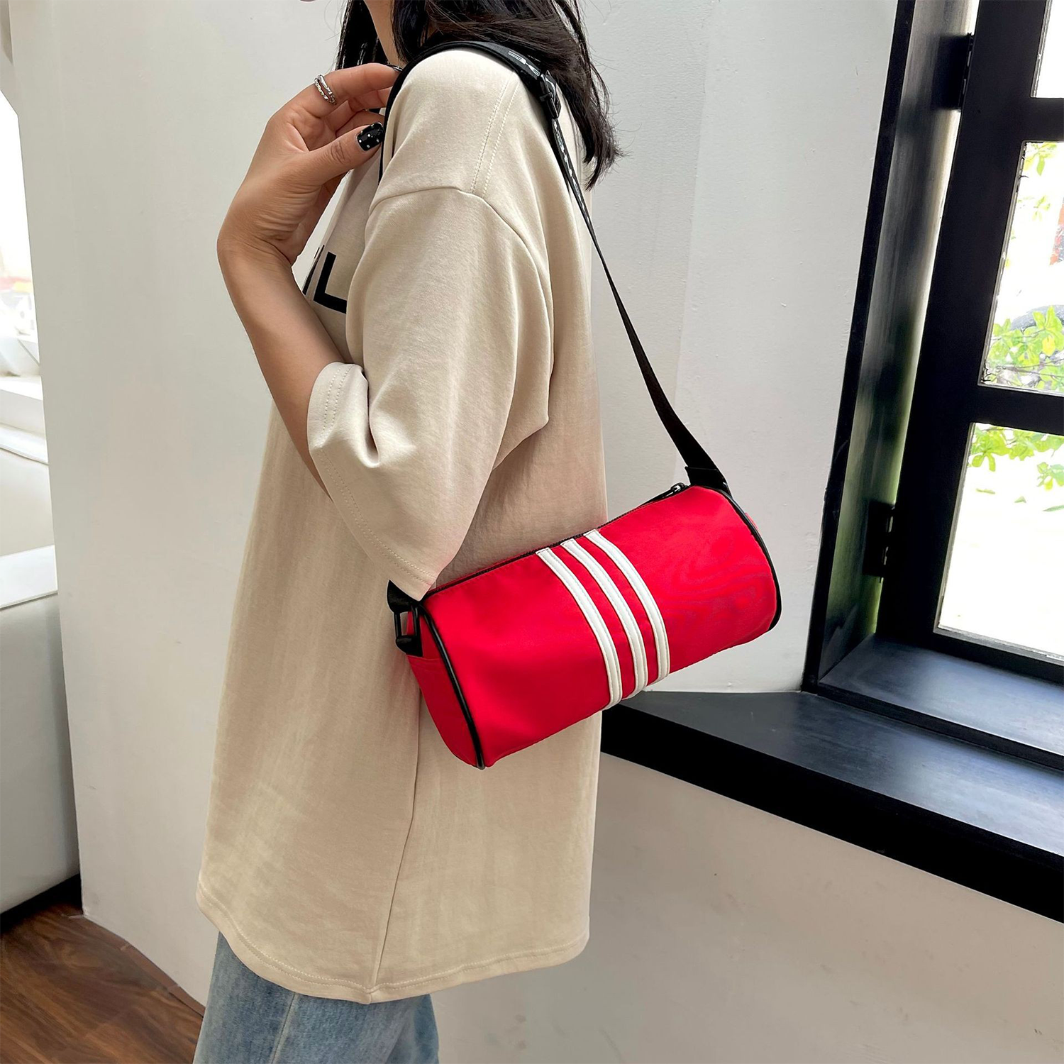 Nylon One Shoulder Crossbody Commuter Bag 9