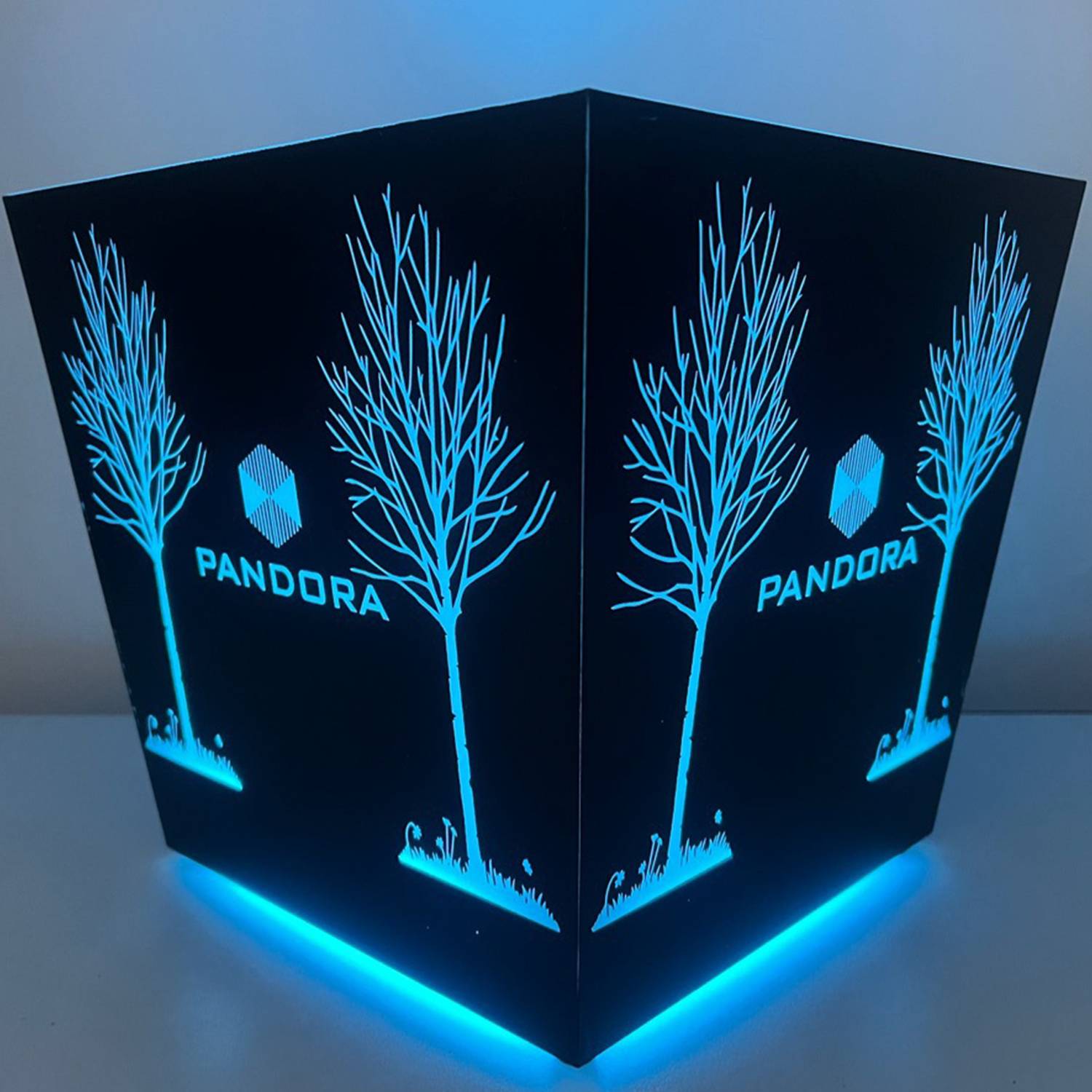 Yuanbao Oil Spray Luminous Ice Bucket 2