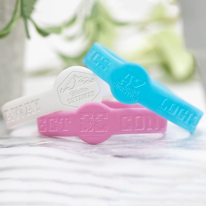 1/2 Inch Debossed Figured Wristbands 178