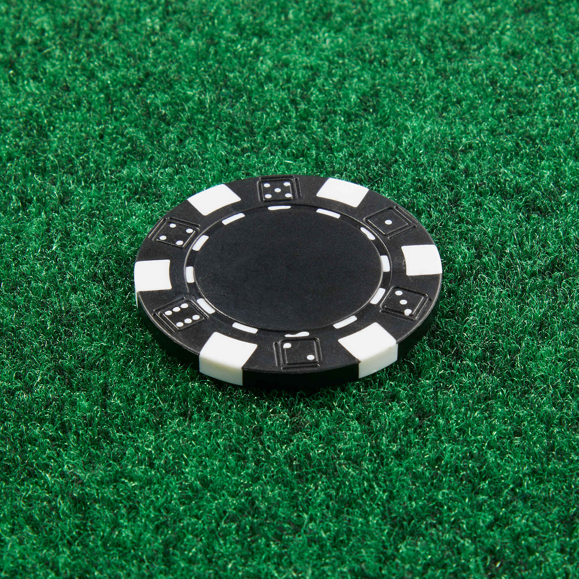Recycled Poker Chip Ball Marker 80