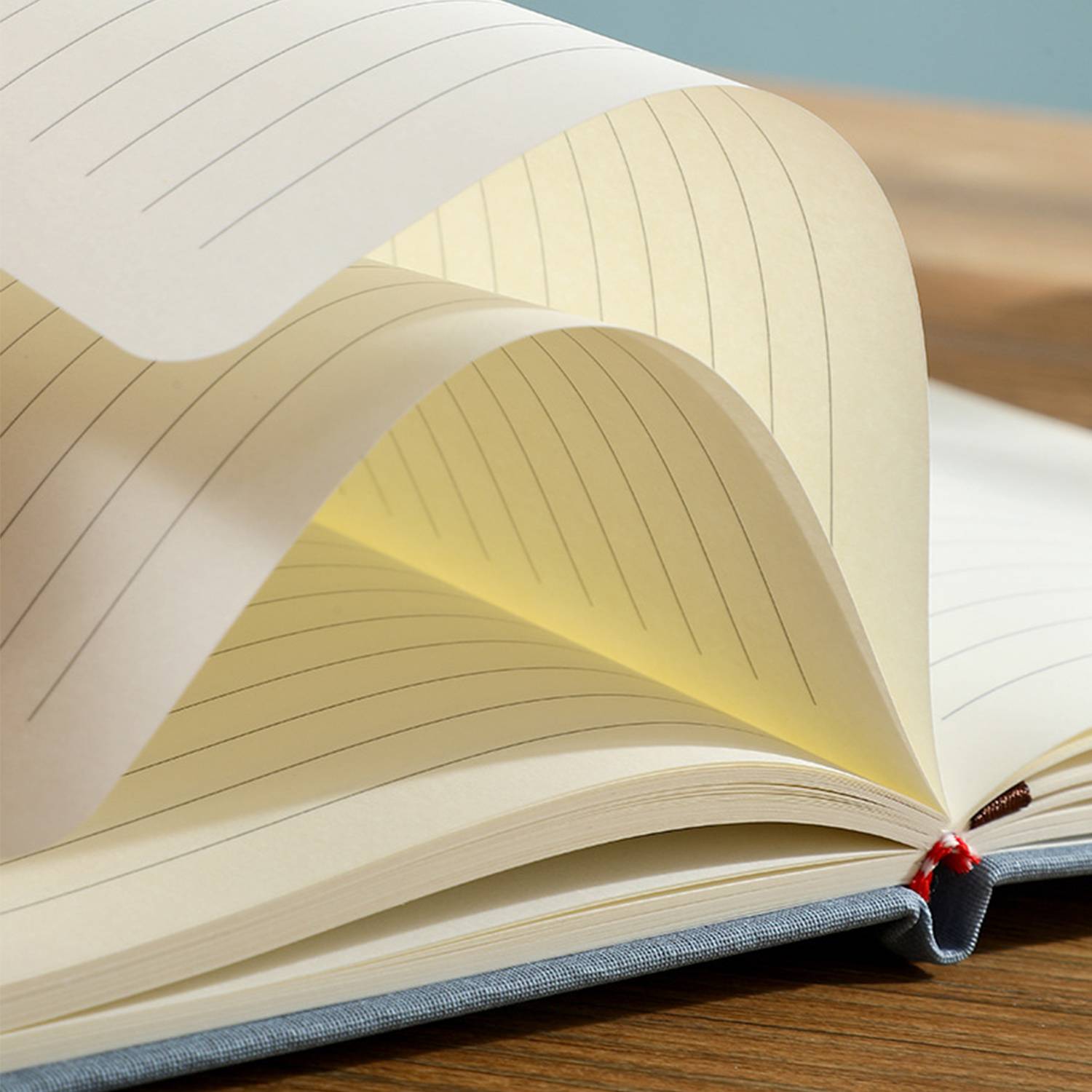 A6 Portable Elastic Strip Notebook W/ Pen Holder 4