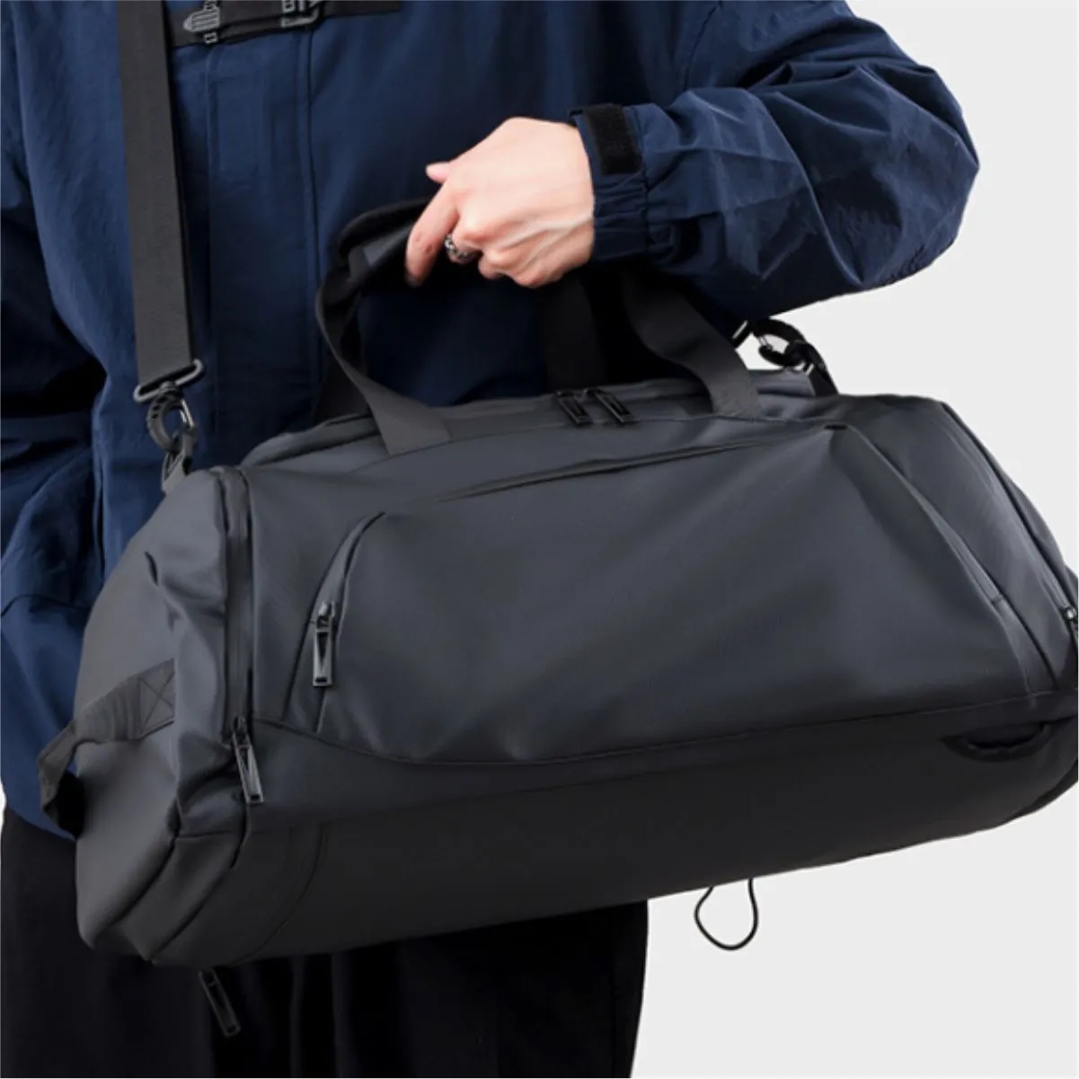 45L Versatile Travel Duffel Bag With Backpack Straps 4