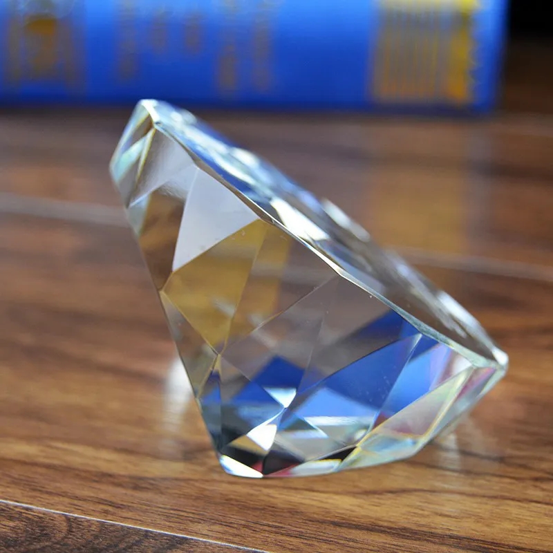 Round Diamond Paperweight 4