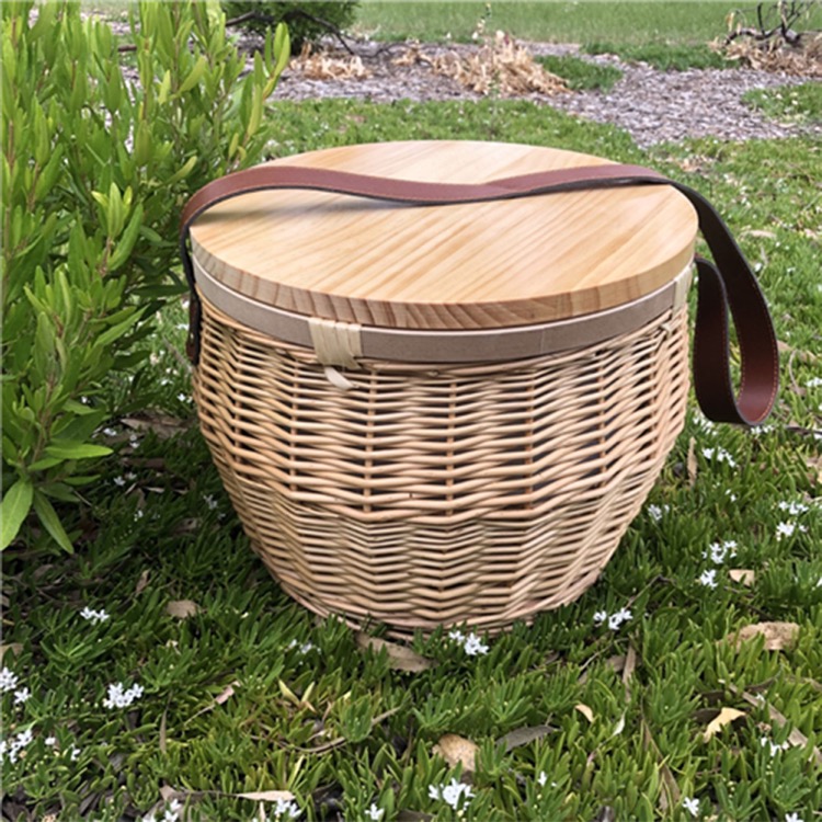 Scotch Wicker Picnic Cooler Basketround) 8