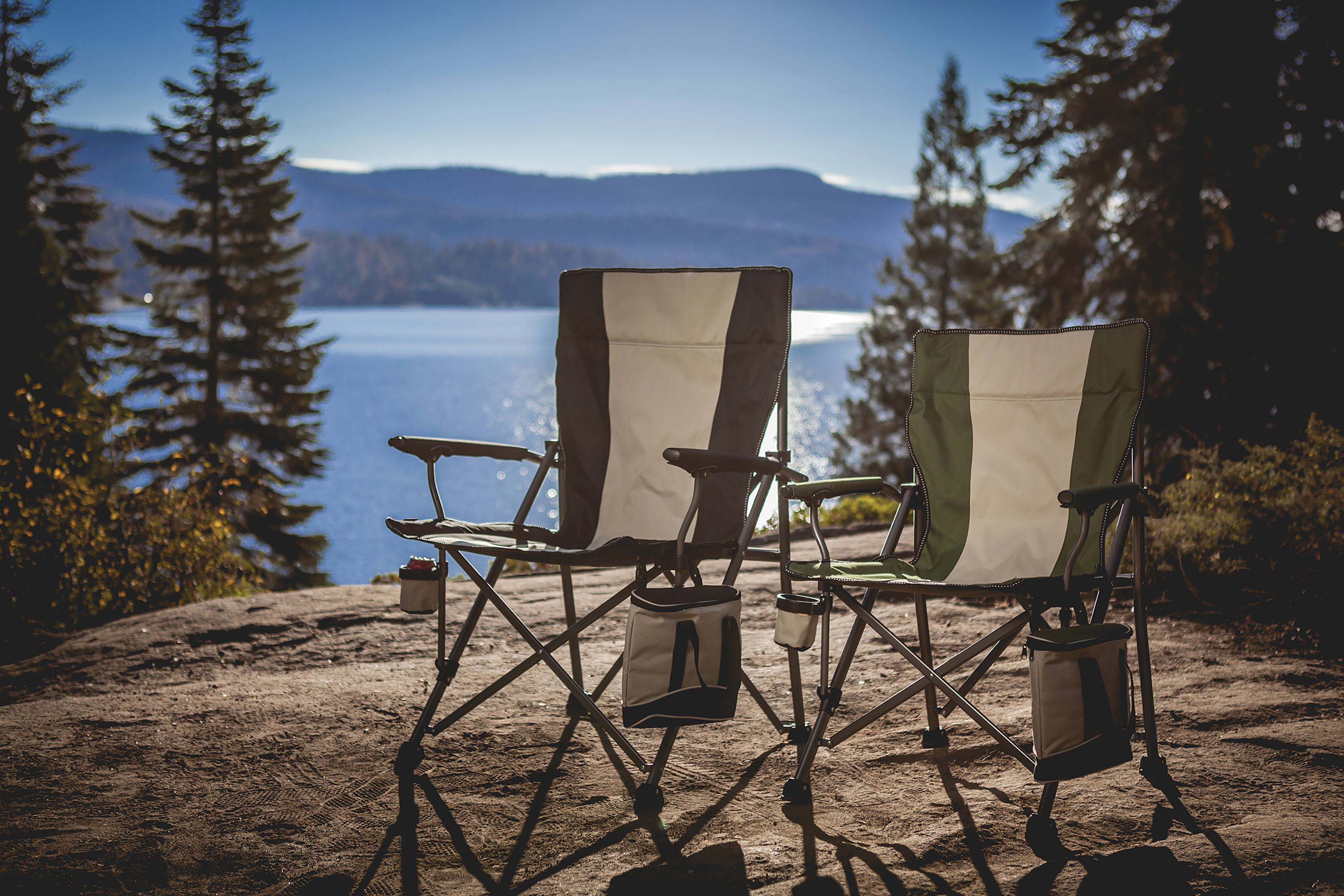 Big Bear XXL Camping Chair with Cooler 4