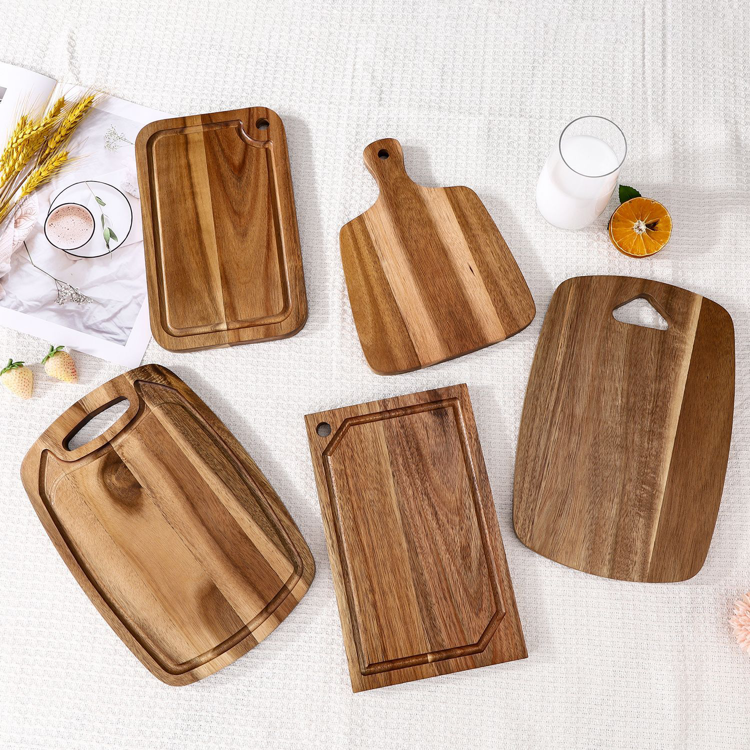 Eco-friendly Natural Acacia Wood Slot Cutting Board 17