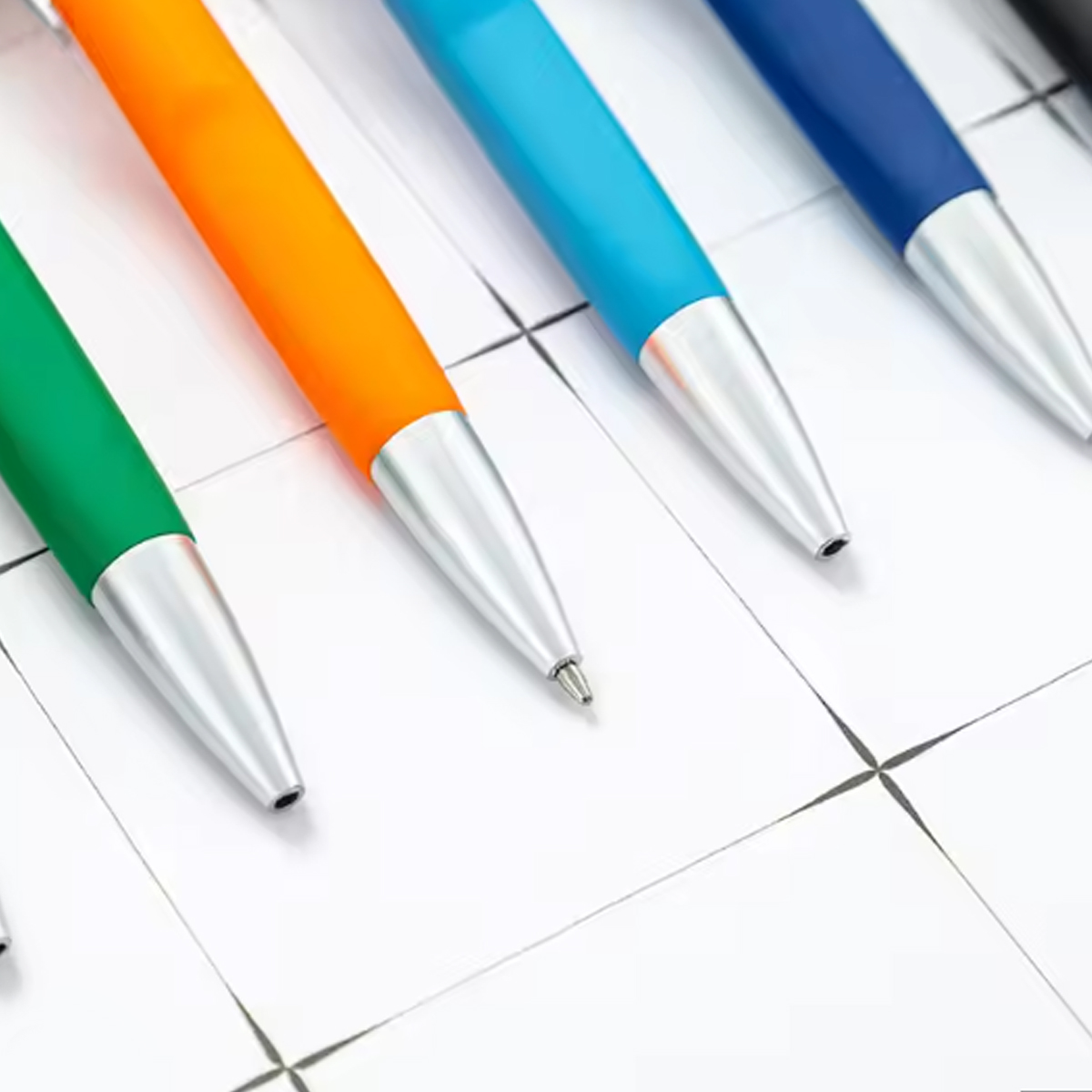 Custom Click Ballpoint Pen with Rubber Grip and Metal Clip 7