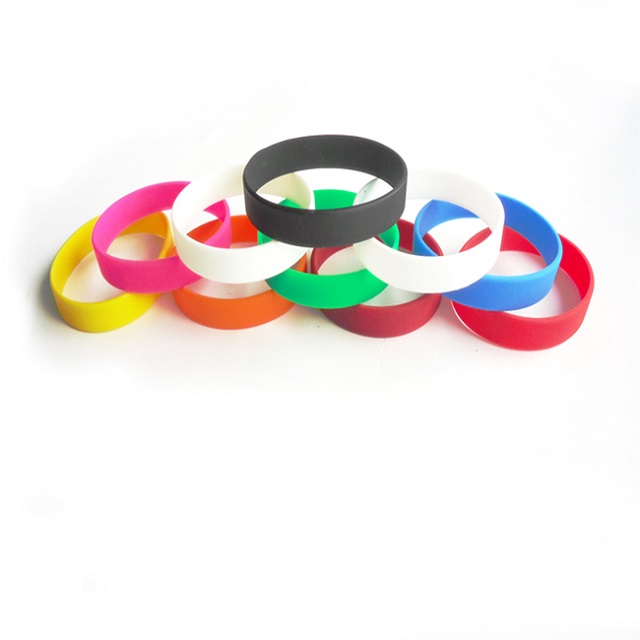 Individually Packaged Blank Silicone Wristband 2