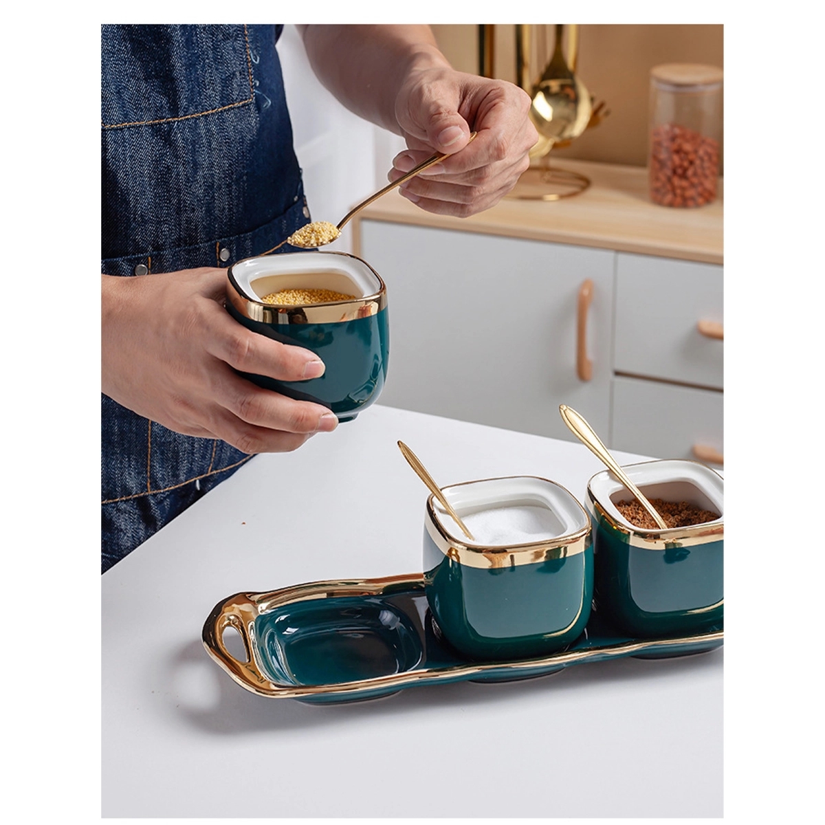 Porcelain Condiment Jar Spice Container 3