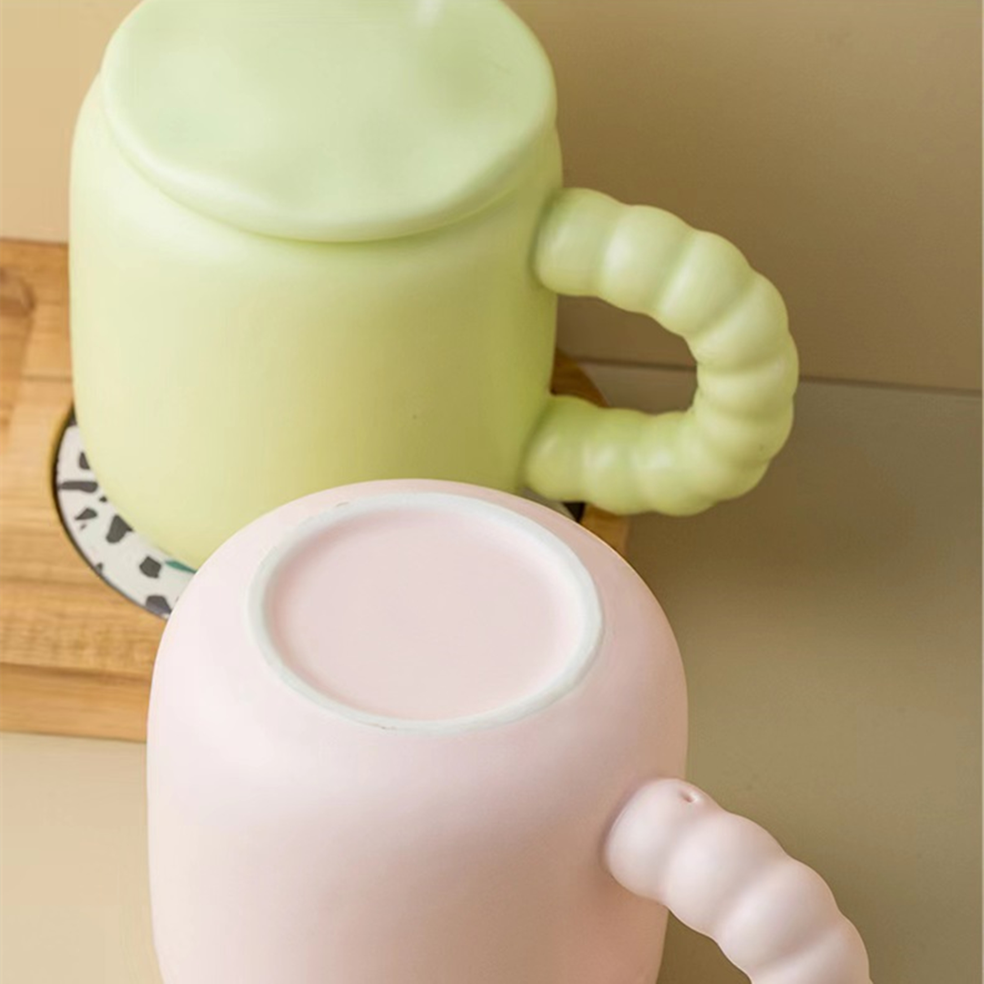 Coffee Mug With Spoon And Lid 4