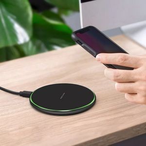 10W Fast Portable Wireless Charger 2