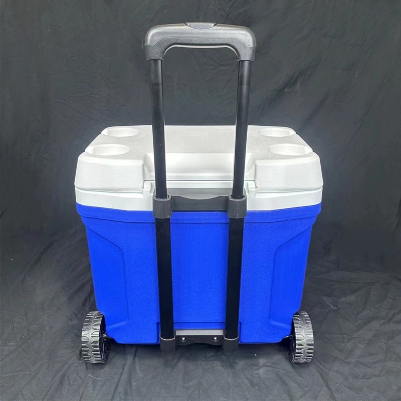 Outdoor Camping Cooler With Wheels 3