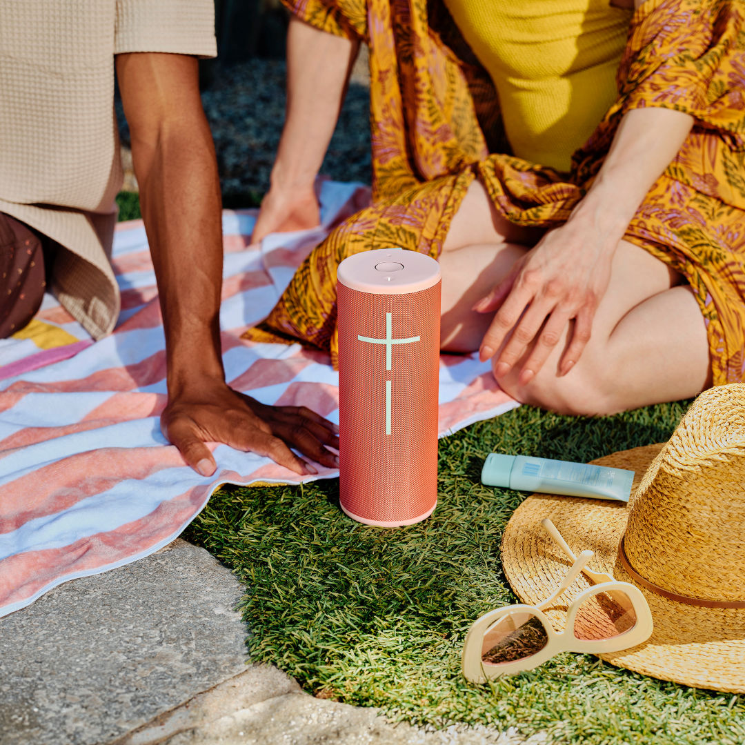 Logitech® Ultimate Ears MEGABOOM 4 Speaker 2