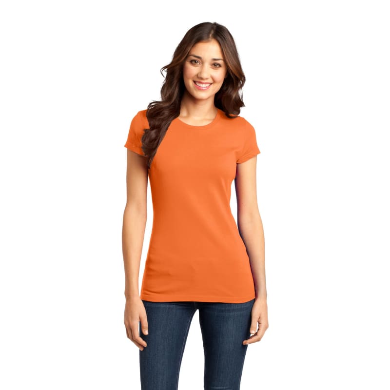 District Women's Fitted Very Important Tee . 171