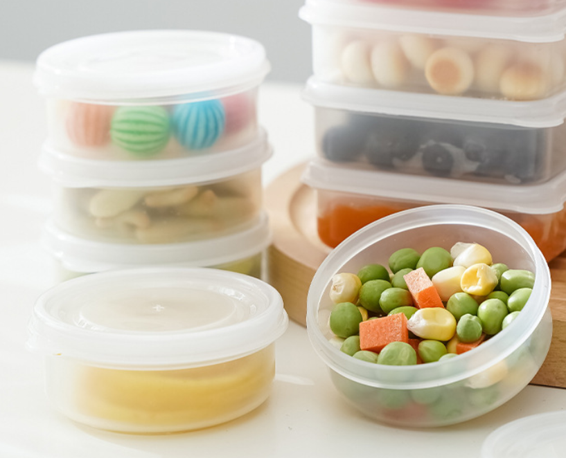 Portable Mini Food Storage Box with Lid 2