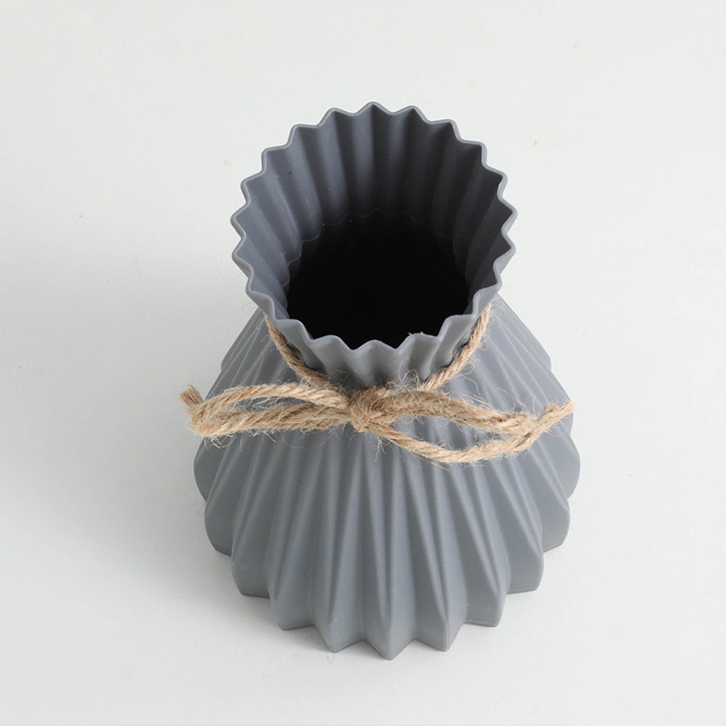 Plastic Flower Arrangement Simulation Vase 2