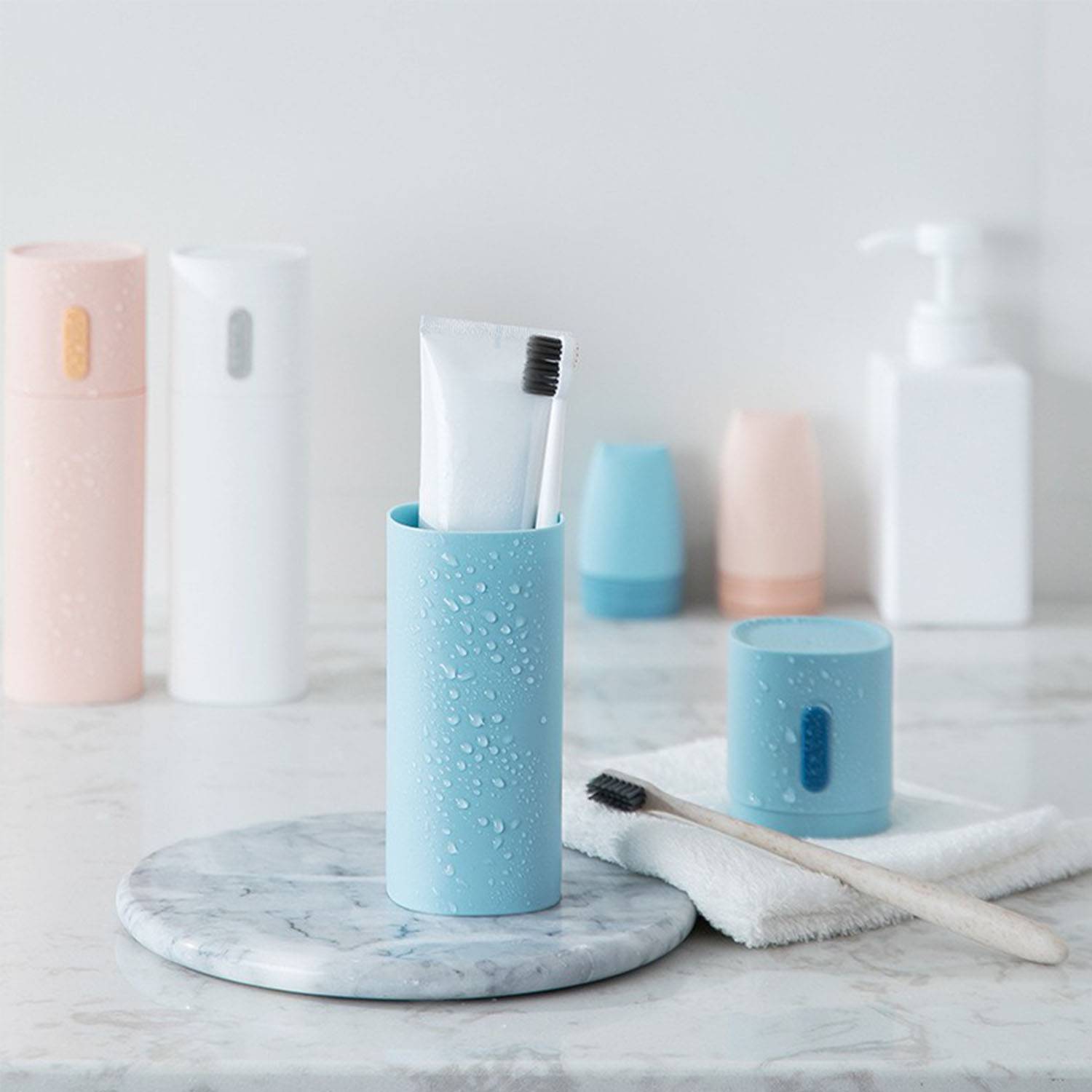 Simple travel toothbrush and toothpaste storage box 5