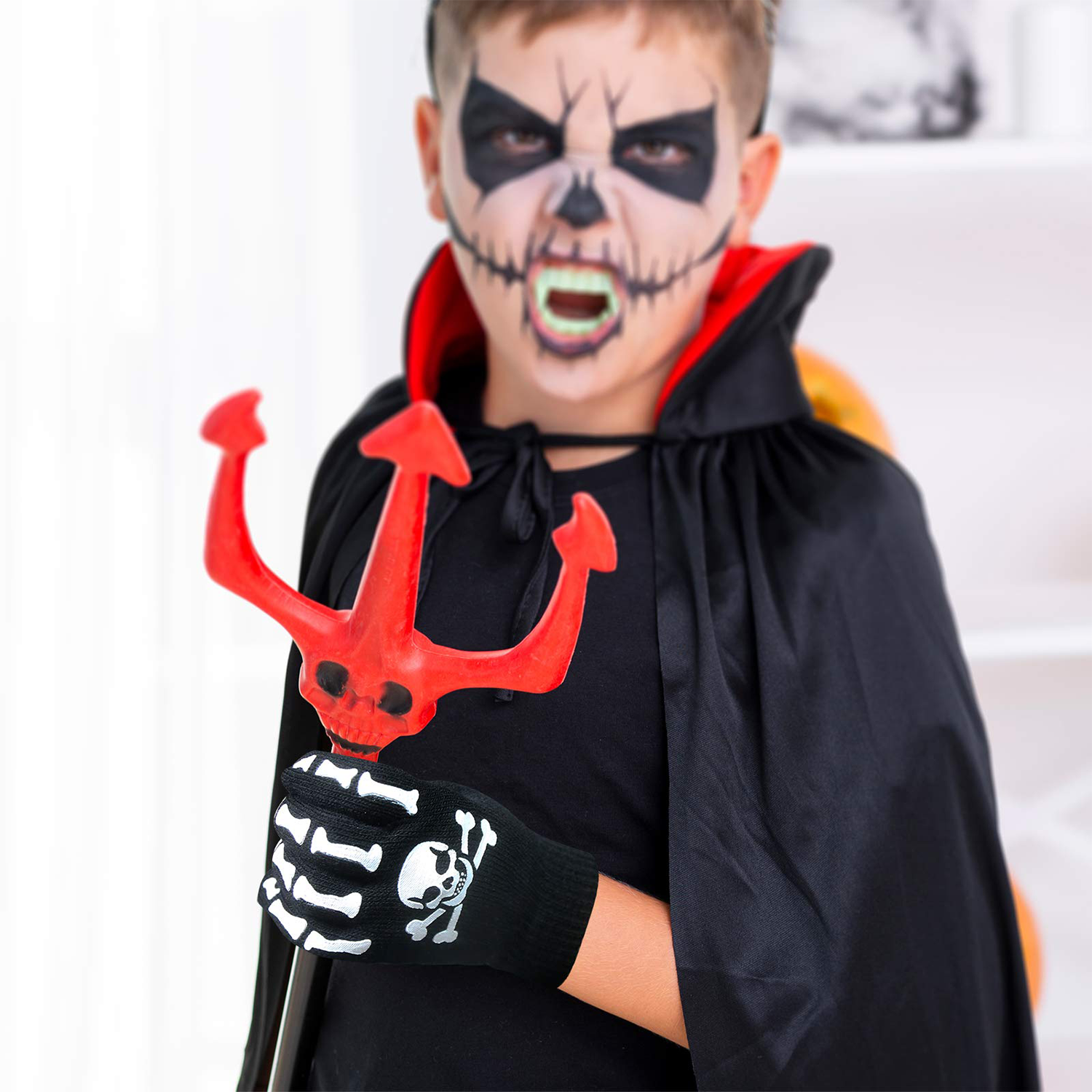 Magic Halloween Kid Gloves 8