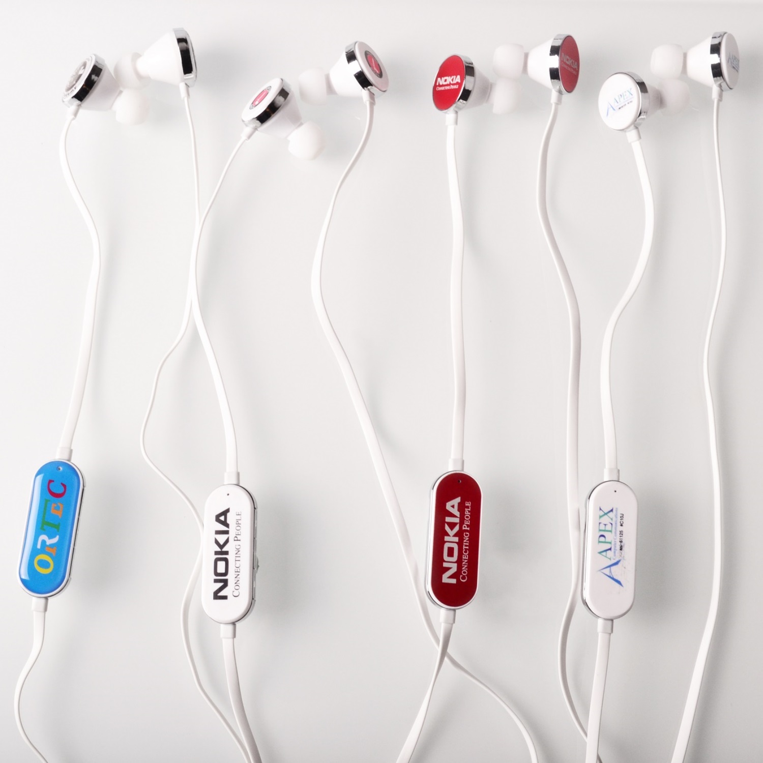 Billboard Bluetooth Earbuds Billboard Bluetooth Earbuds 2