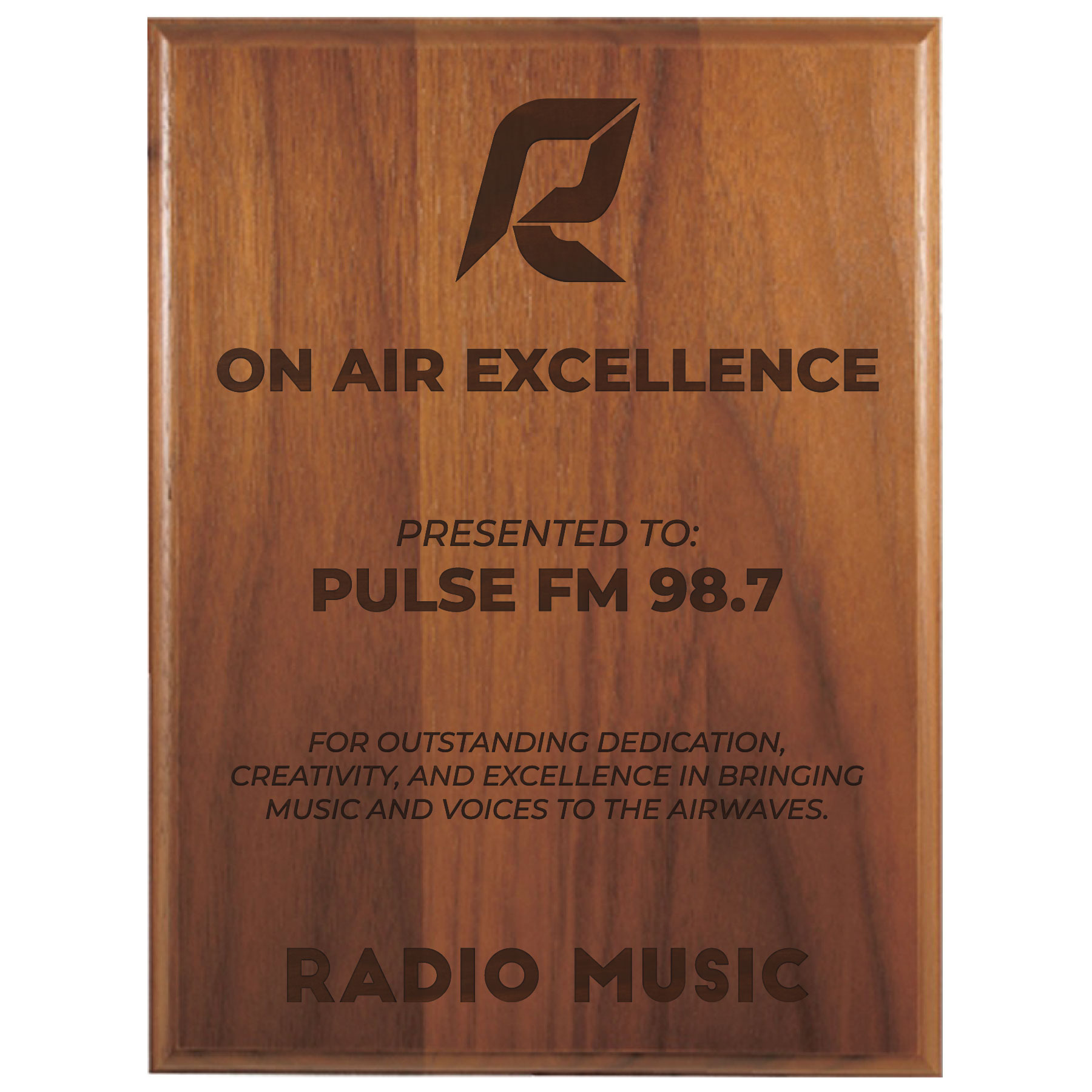 6" x 8" Step-Edge Genuine Walnut Plaque 8