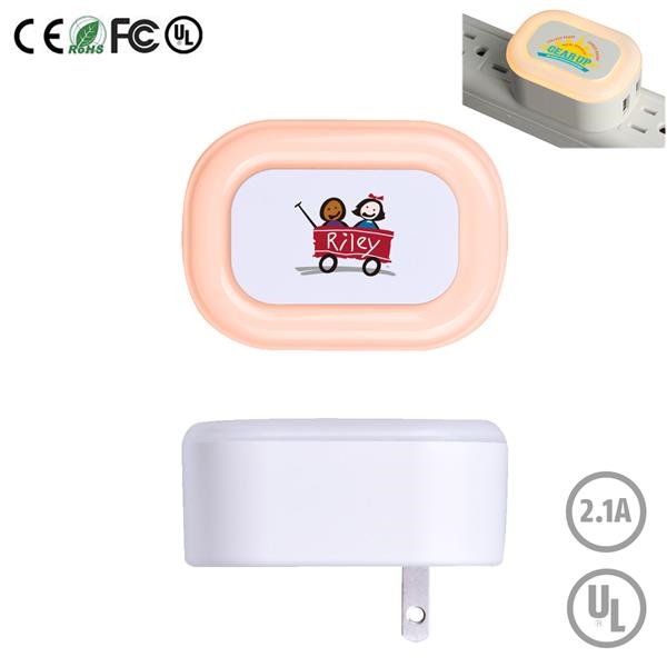 GlowCharge Dual-USB Night Light 7