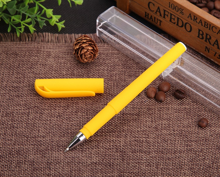 Soft Grip Gel Roller Pen 10