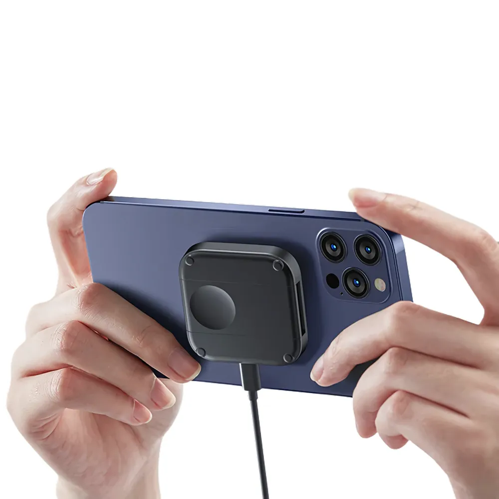 Ultra-Compact Cube Qi Charger 2
