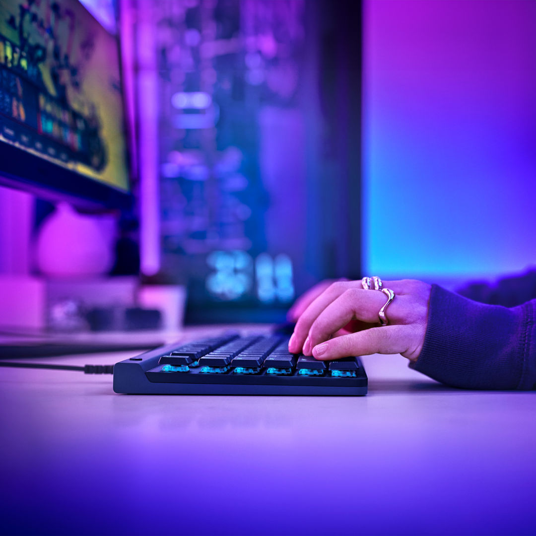 Logitech® Lightspeed Gaming Keyboard 4
