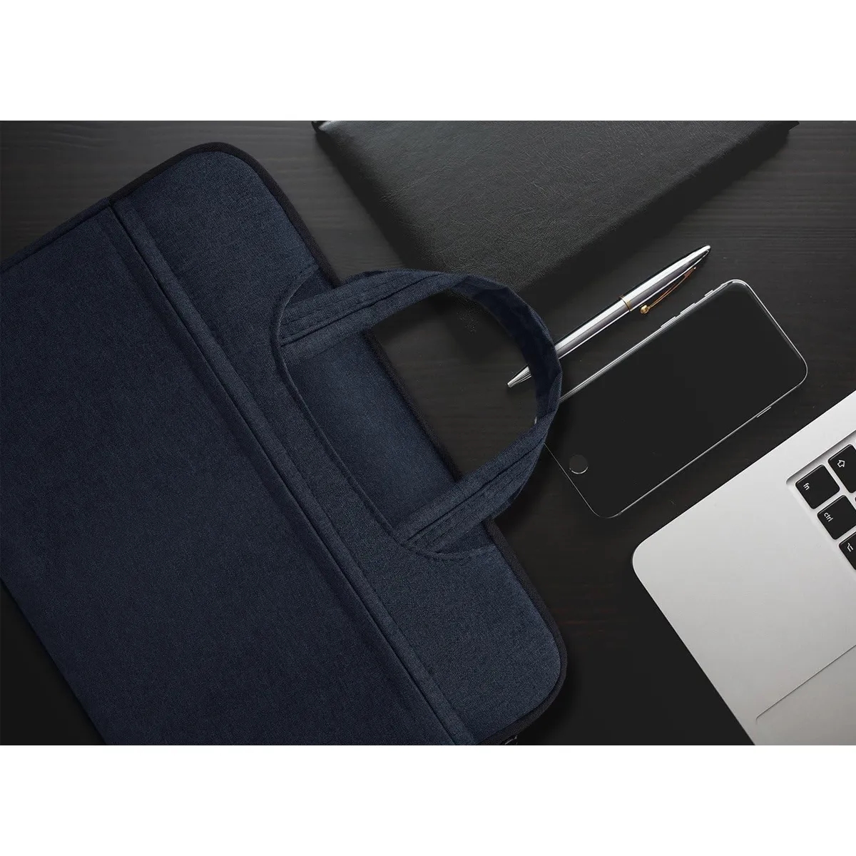 15.6 Inch Waterpoof Laptop Case With Handle 2