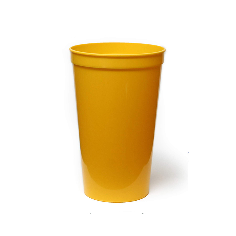 12 oz. Plastic Stadium Cups 11
