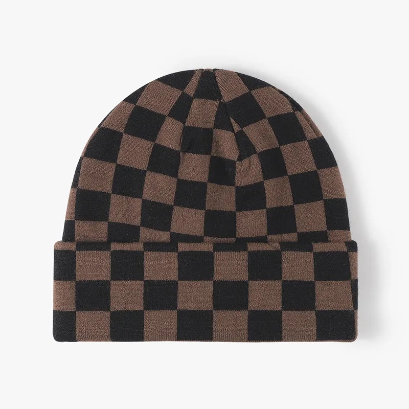 Checkered knit cap 9