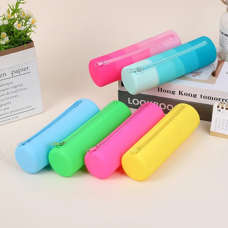Customized silicone storage pencil case makeup bag 4