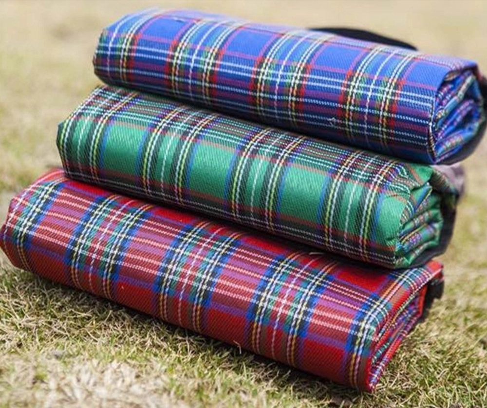 Waterproof Picnic Blankets With Carry Strap 3