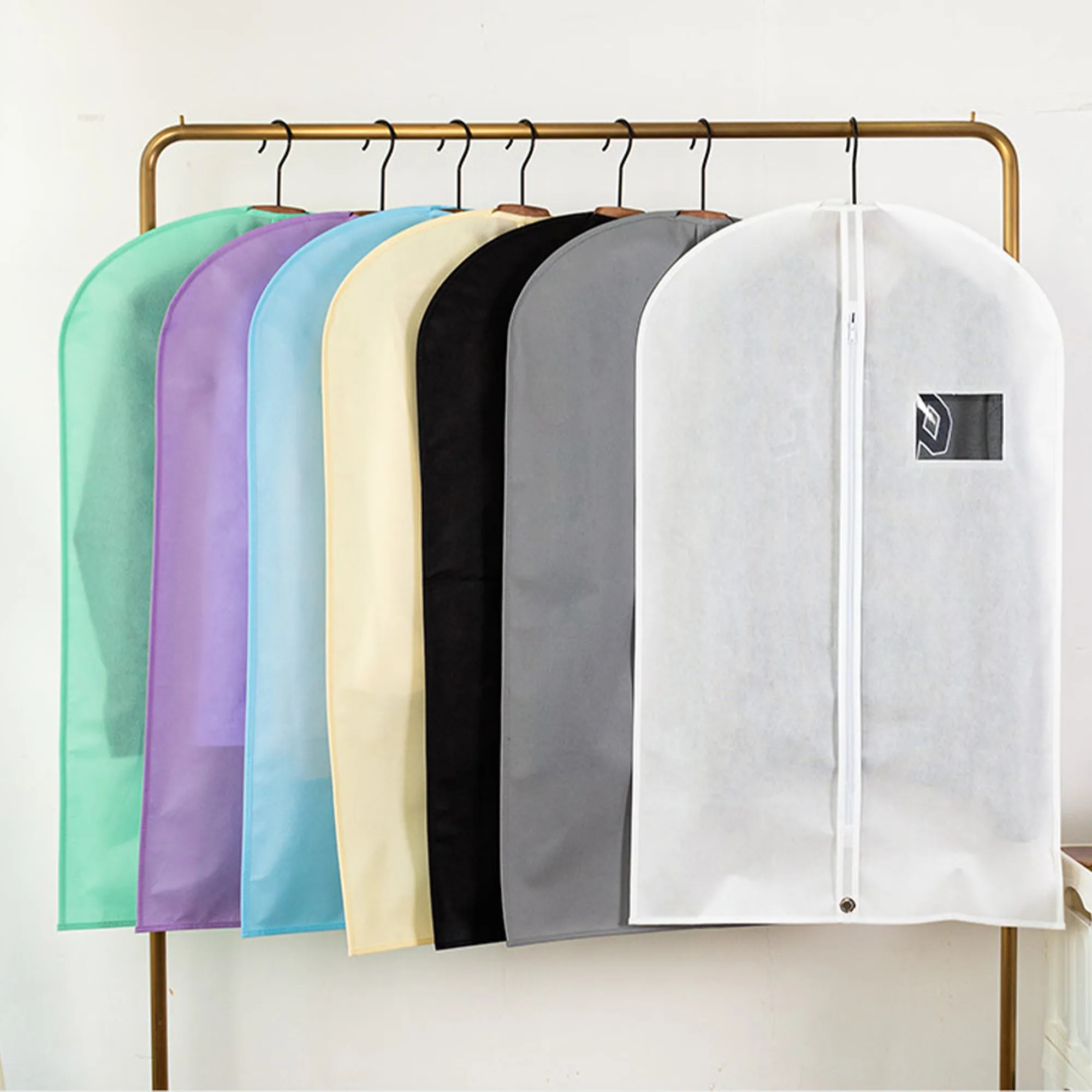 MOQ 50 Non Woven Garment Bag Dust Cover Organizer 4