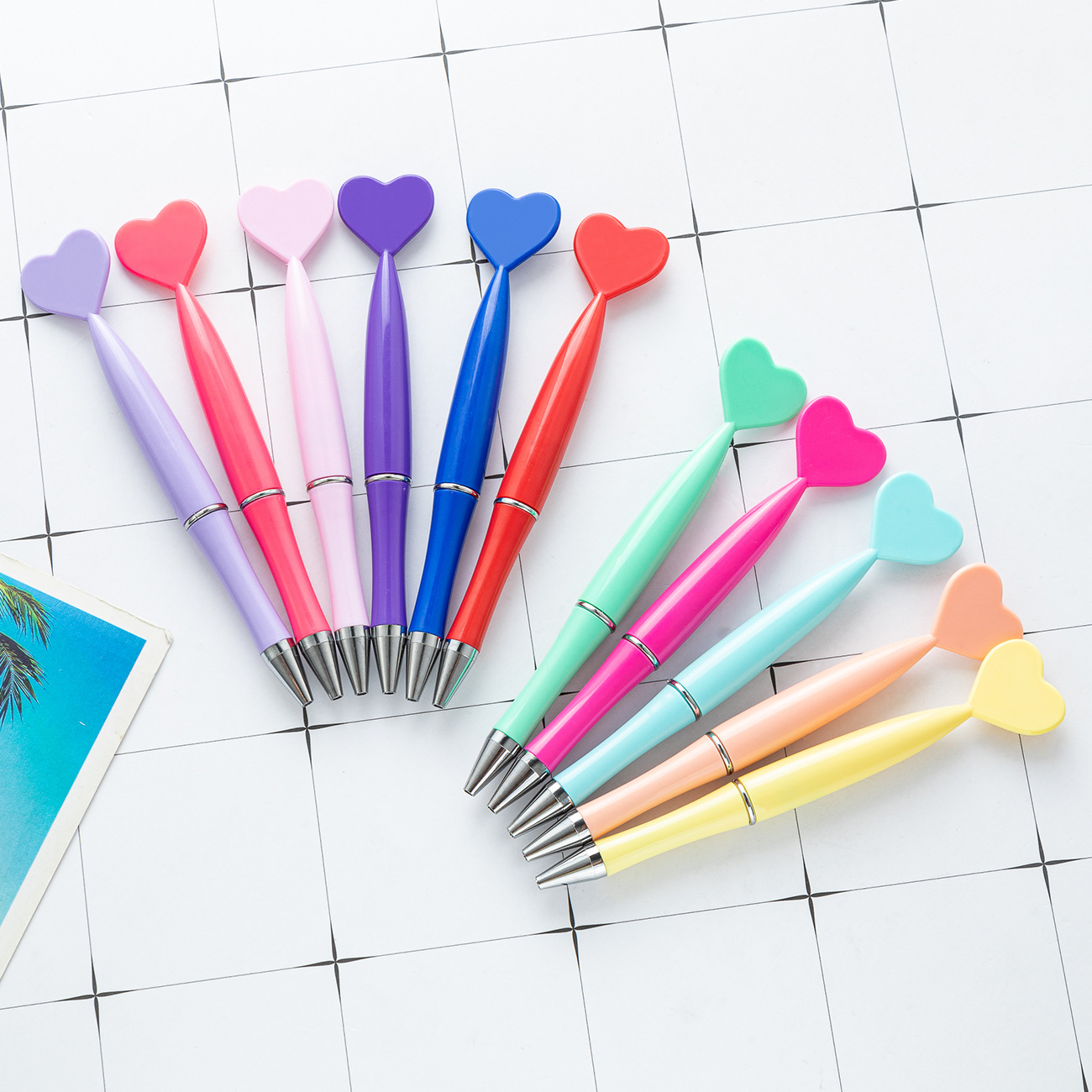 Customized heart-shaped ballpoint pen 4