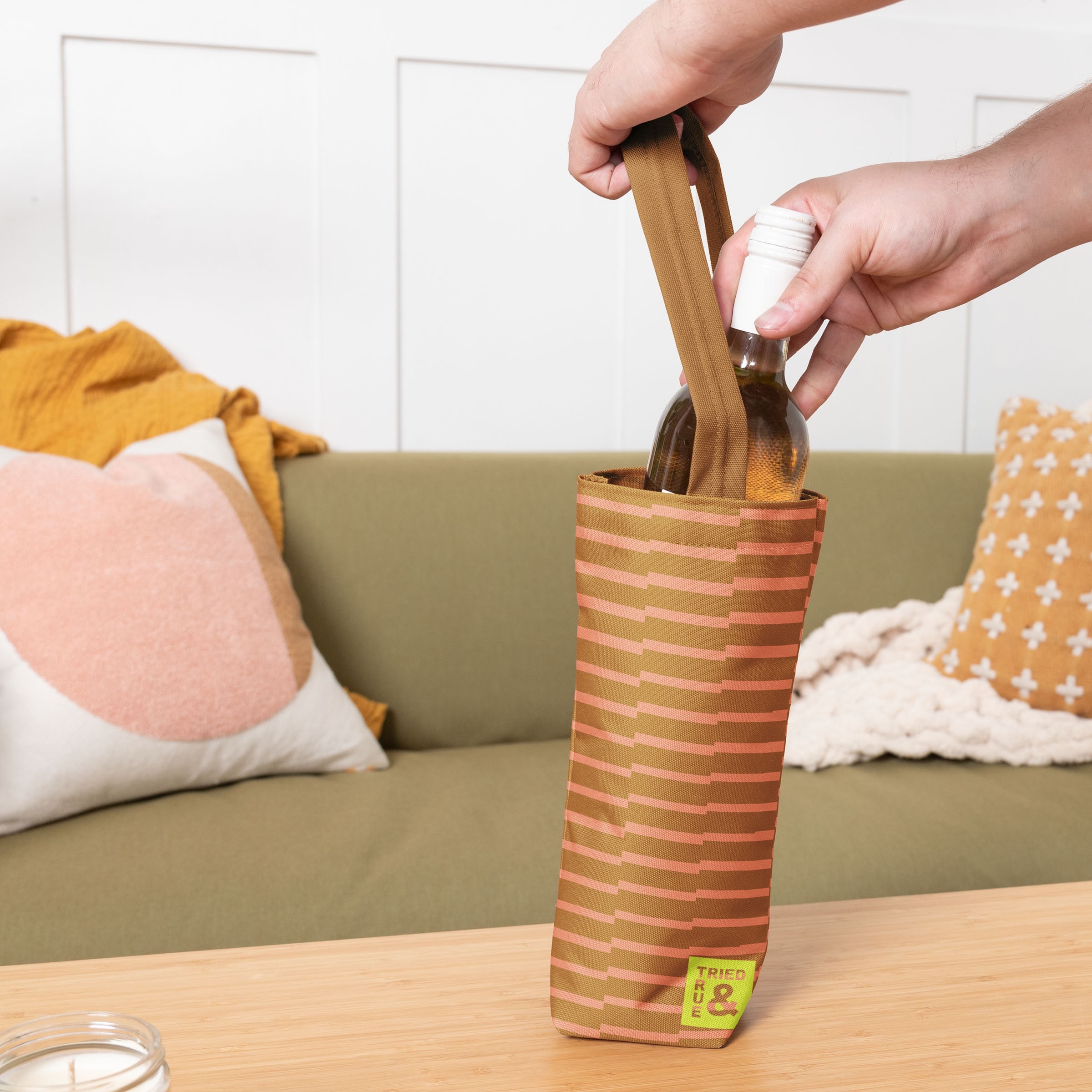 A TOTE CALLED WANDA - 4CP 1000D RPET