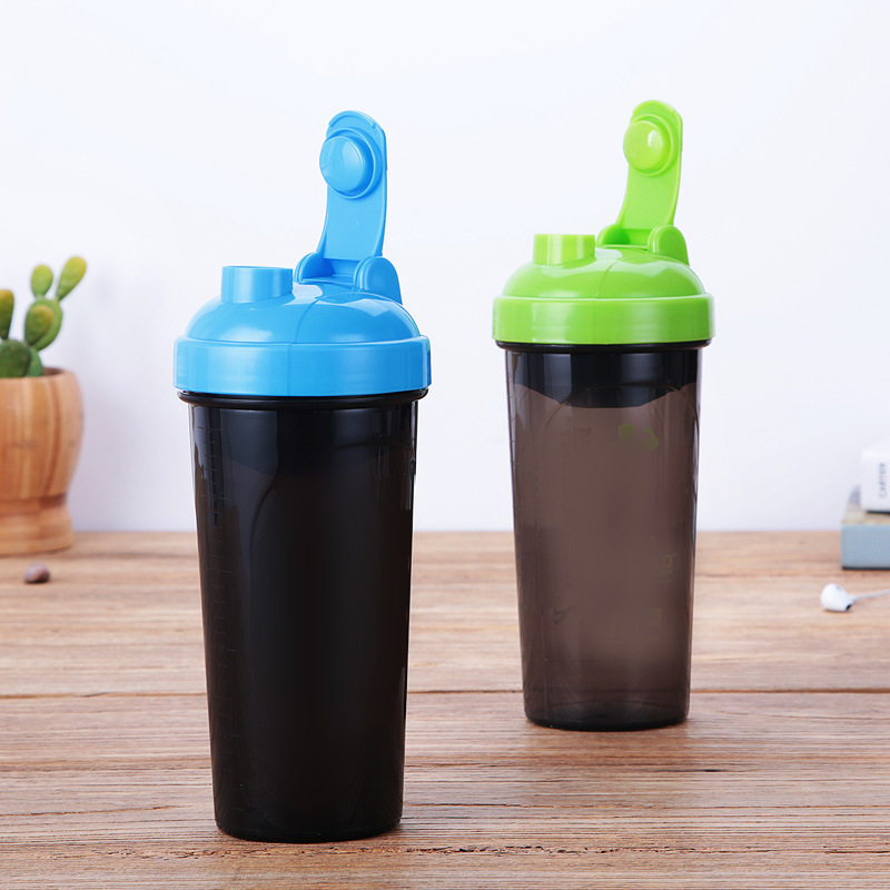 Popular Small Glitter Glitter Plastic Classic Sublimation Outdoor Sports Bubble Tea Shaker Cup With 6