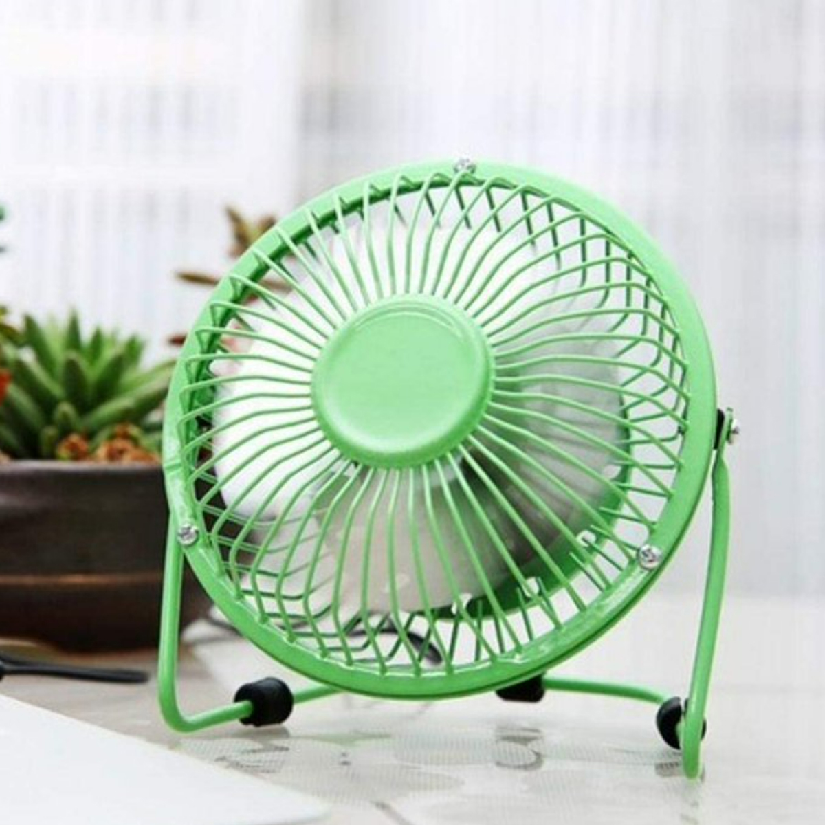 Small Desk Fan 5