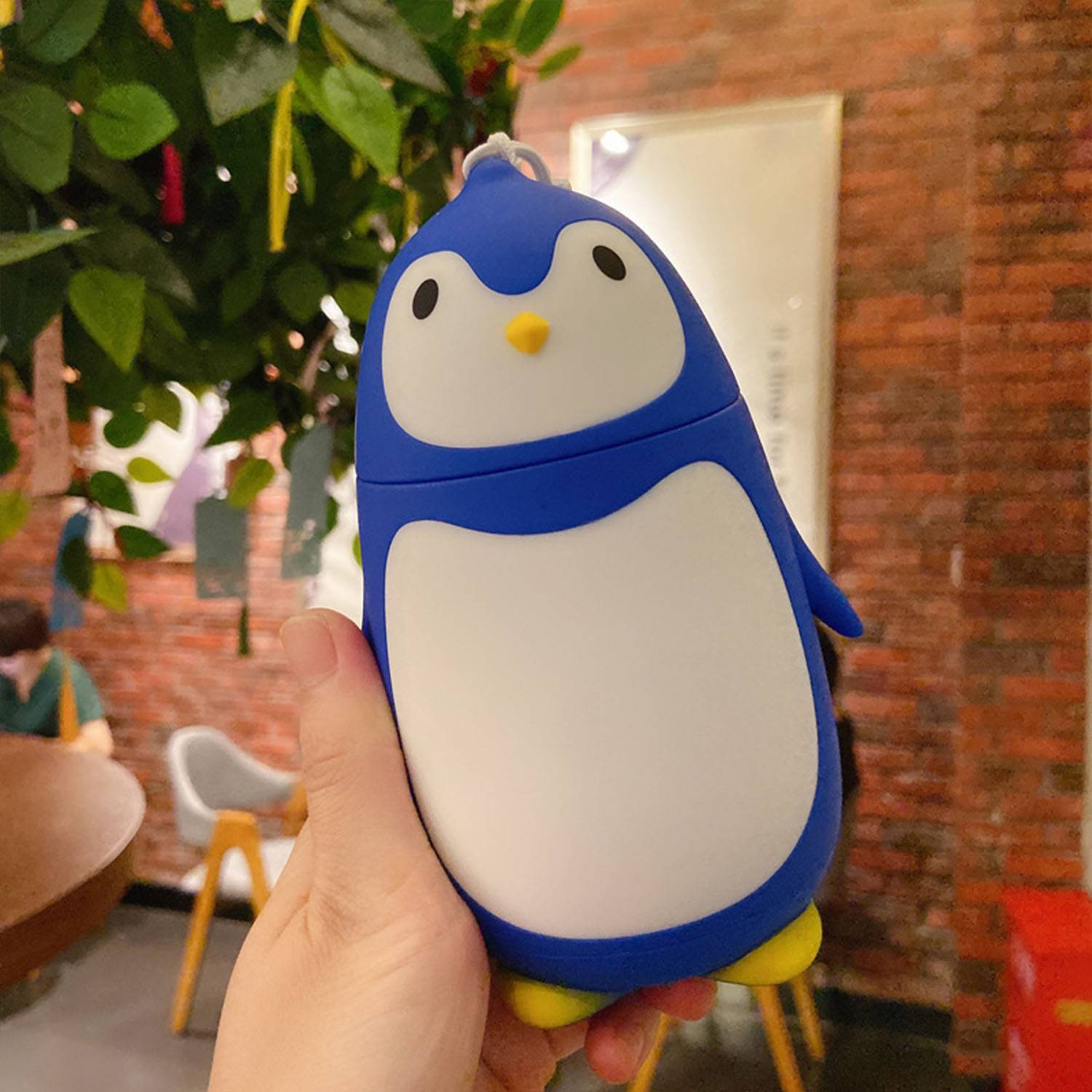 8.73oz Stainless steel cute penguin portable insulated cup 3