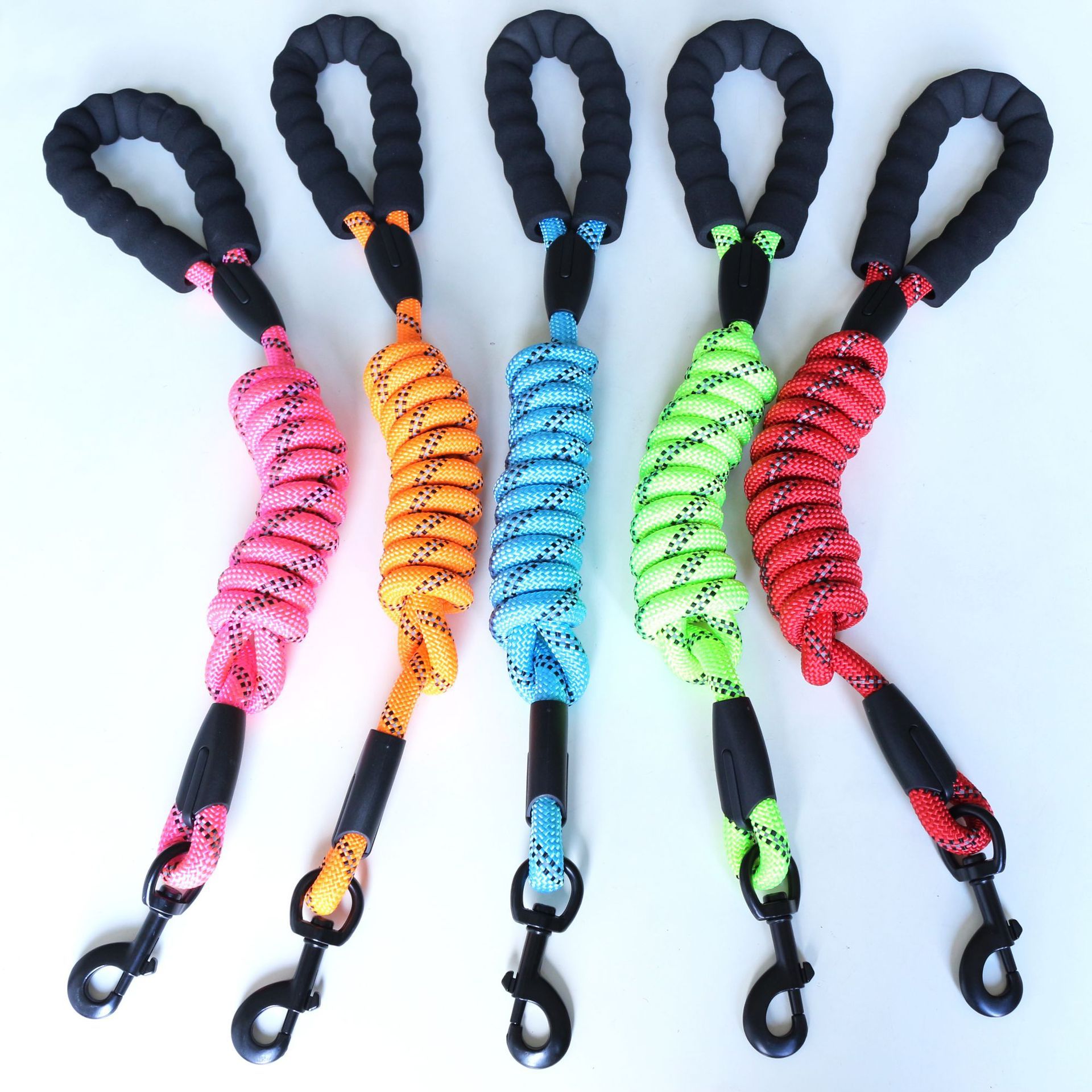 Reflective Anti-Explosion Dog Leash 2