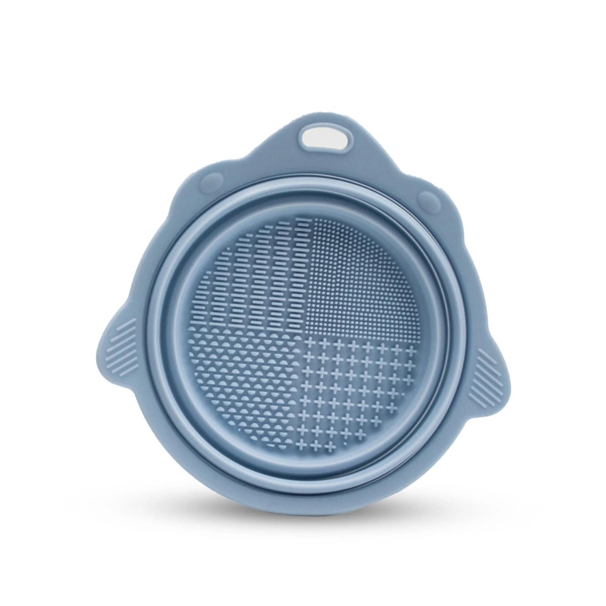Fold-Up Dog Bowls for Outdoor Activities 2