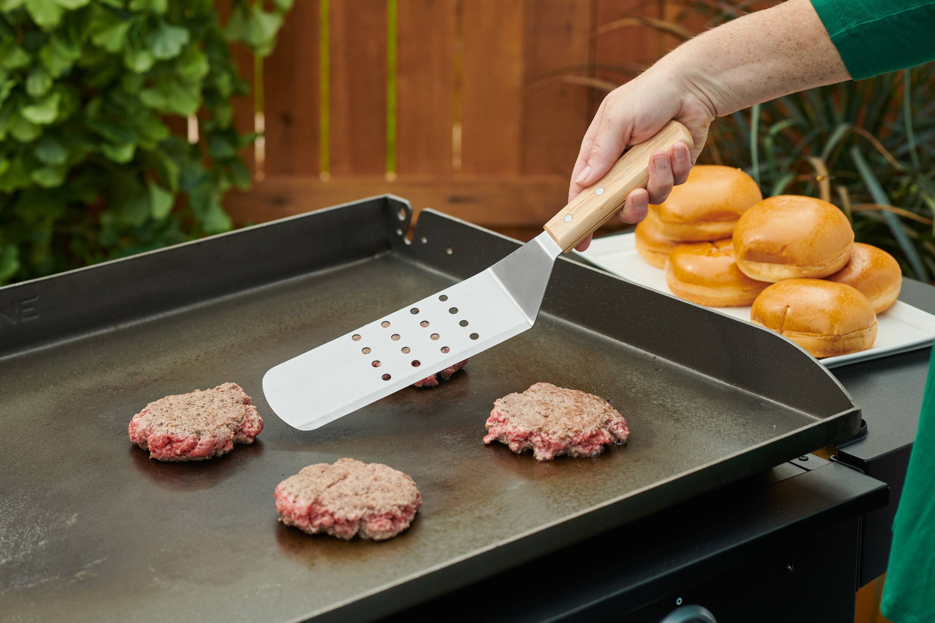 Deluxe Perforated Grill Flipper 3