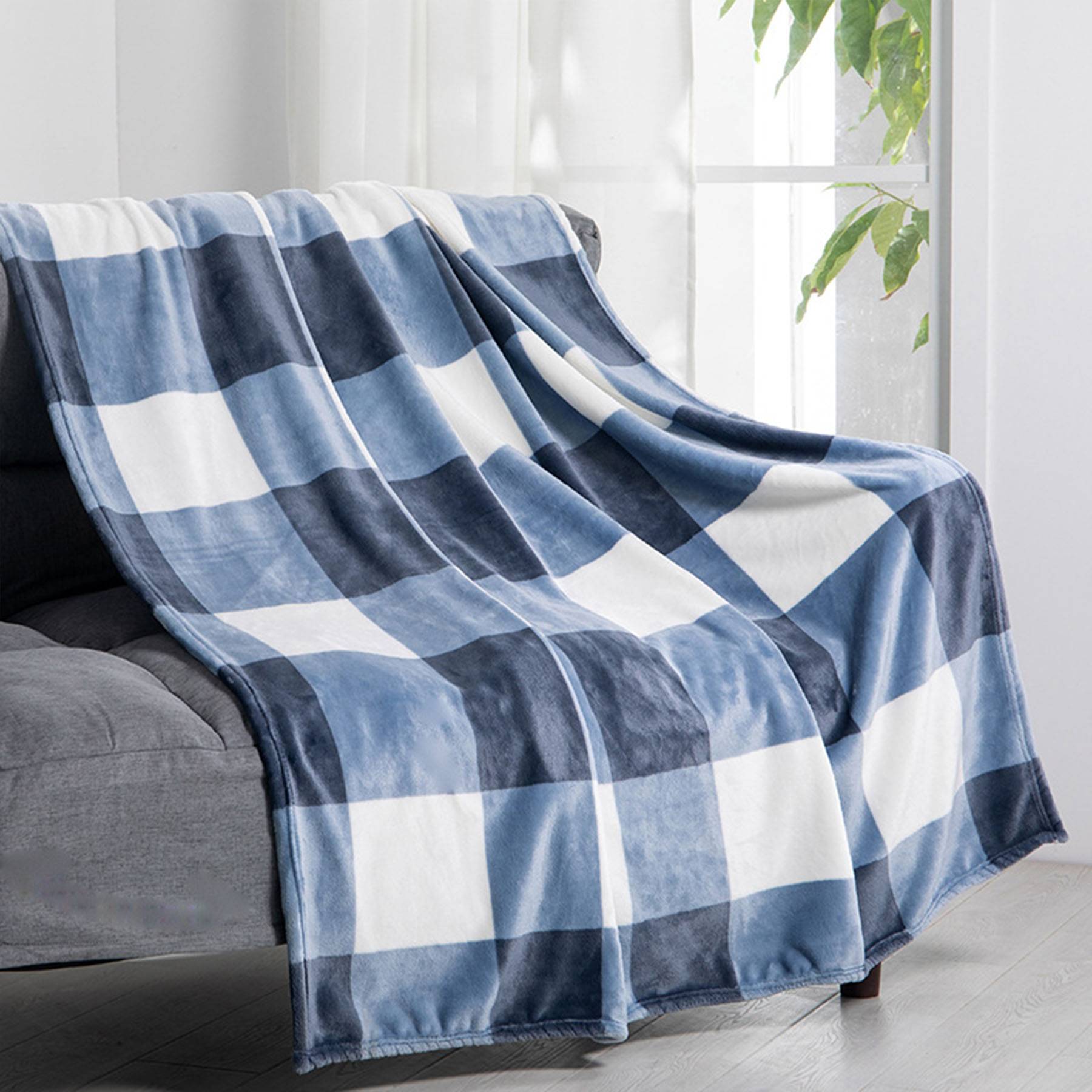 Polyester double-sided fleece plaid blanket 7