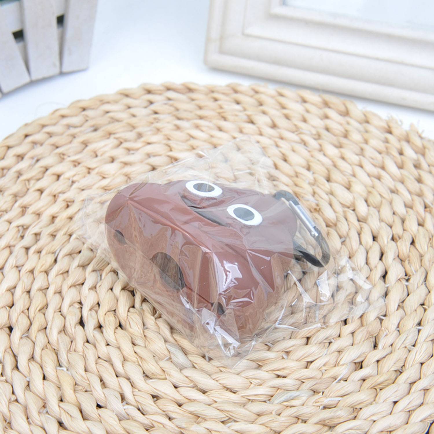 Silicone pet fecal collection bag with keychain 2
