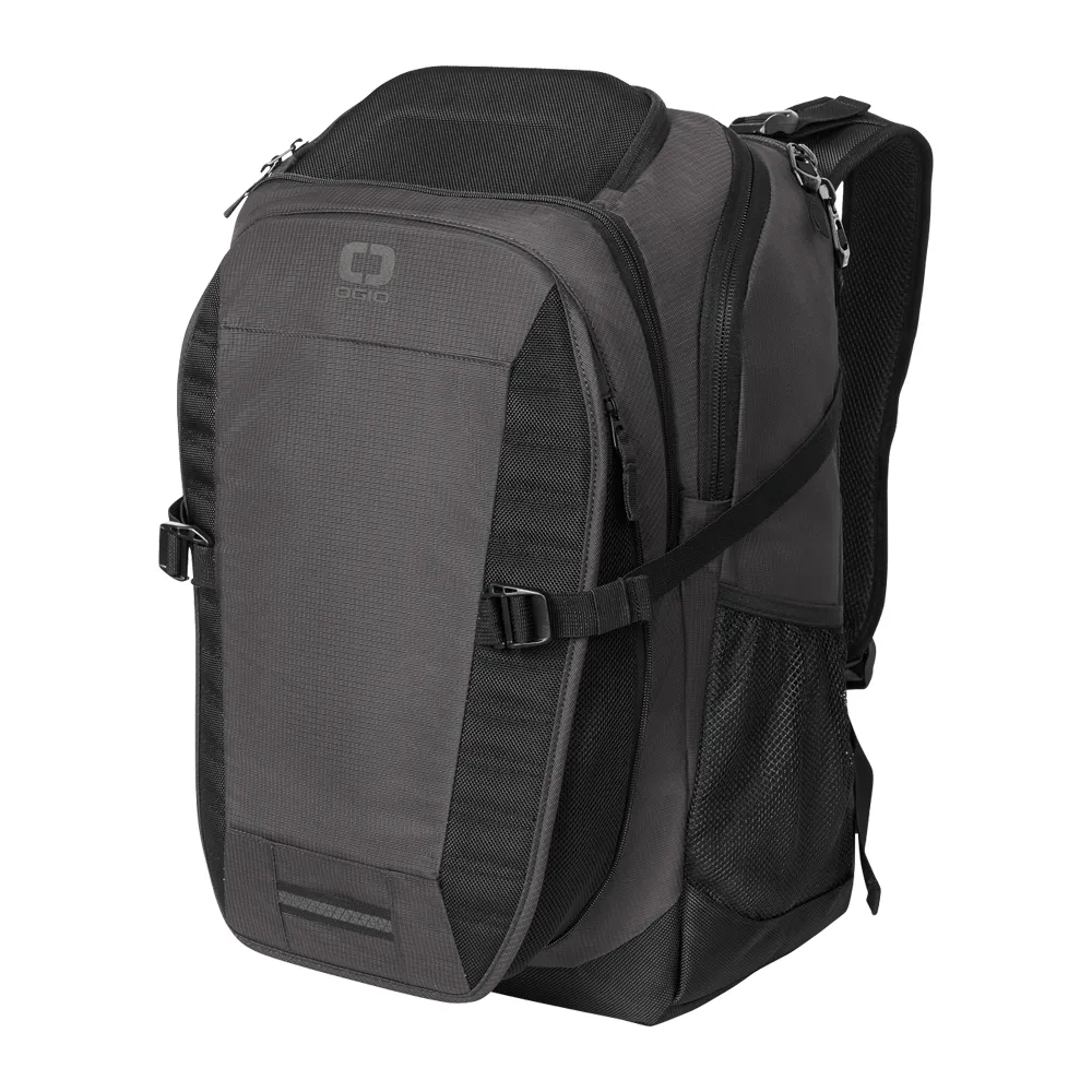OGIO(R) Motion X-Over Pack 4